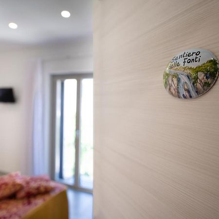 B&B L'Amaranto อาเจโรลา ภายนอก รูปภาพ