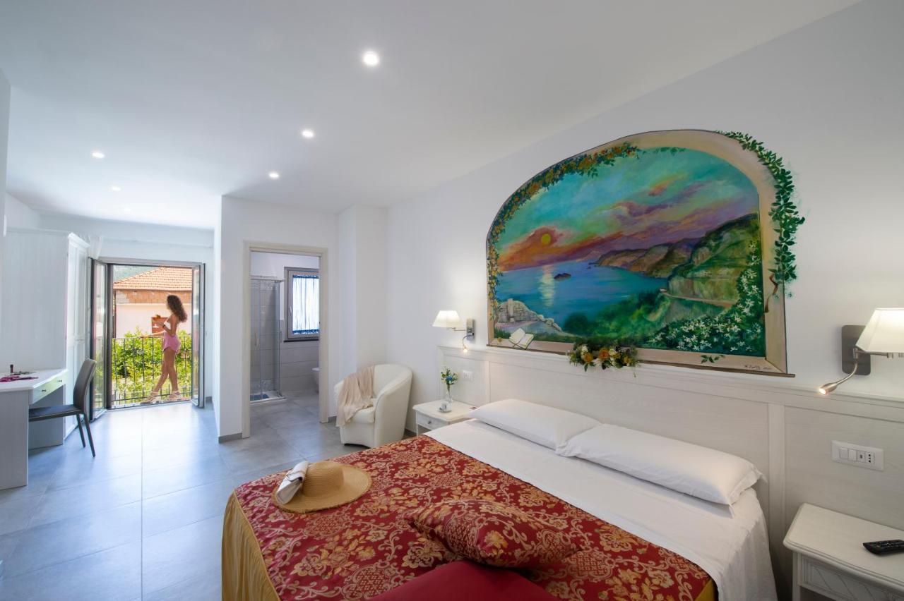B&B L'Amaranto อาเจโรลา ภายนอก รูปภาพ