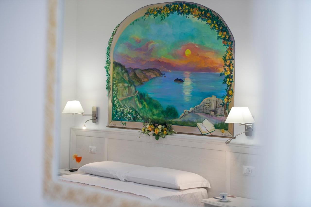 B&B L'Amaranto อาเจโรลา ภายนอก รูปภาพ