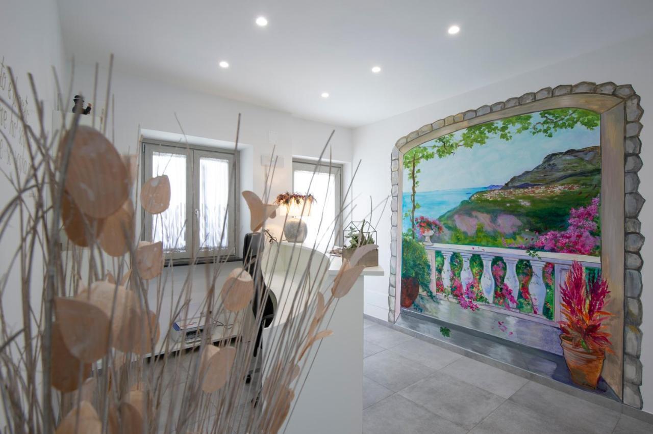 B&B L'Amaranto อาเจโรลา ภายนอก รูปภาพ